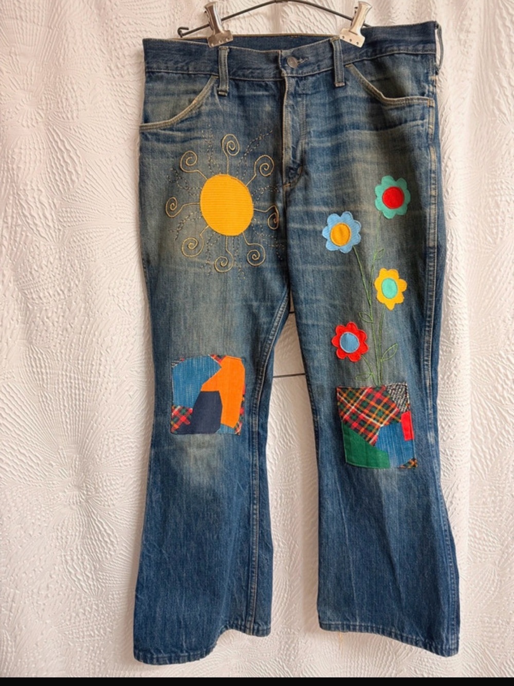 Custom 1970s vintage “Big Stone” Authentic Bell Bottom Jeans Size 31 ✌🏽❤️🌻